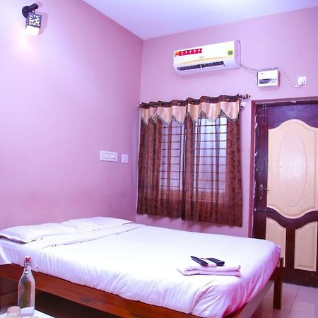 ‌‌Florence Guest House Пондичери Екстериор снимка