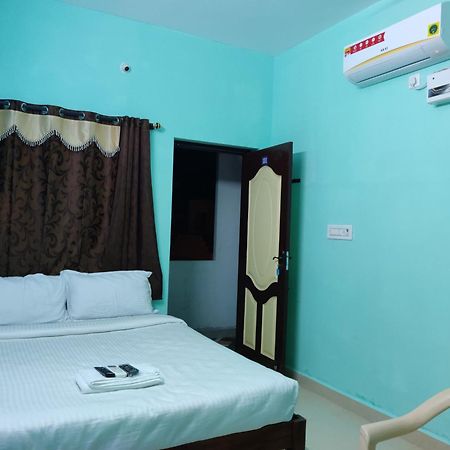 ‌‌Florence Guest House Пондичери Екстериор снимка