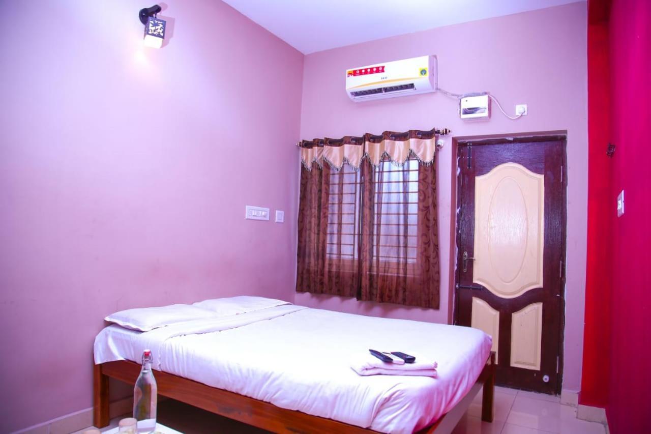 ‌‌Florence Guest House Пондичери Екстериор снимка